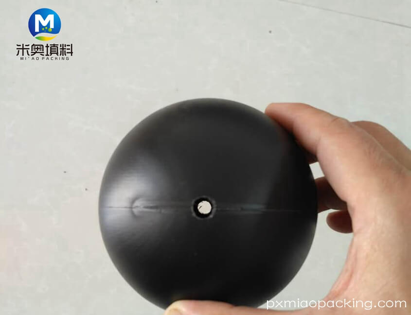 Plastic Ball (3)