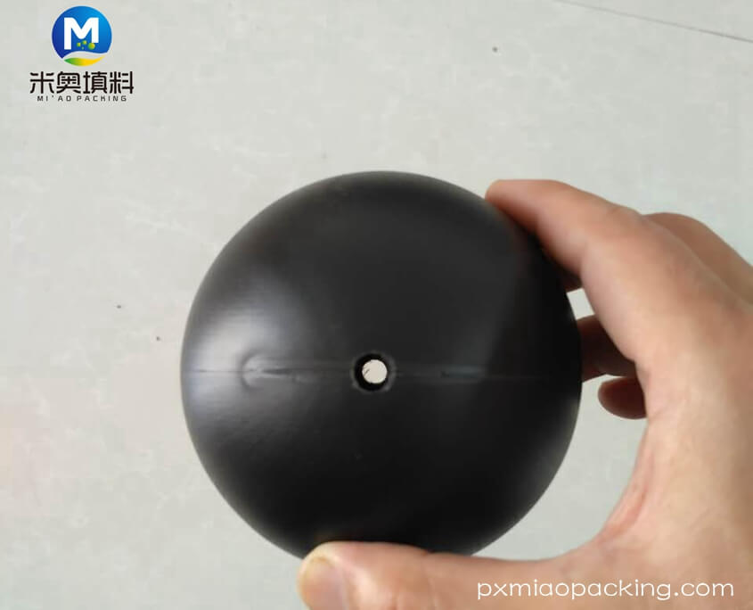 Plastic Floating Ball (4)